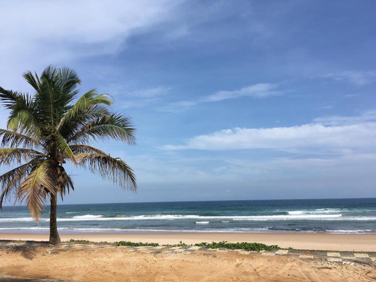 Chale Em Frente A Praia Salvador da Bahia Exterior foto